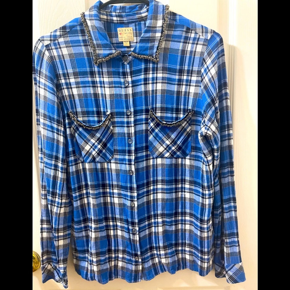 Guess plaid L embellished collar and pockets.